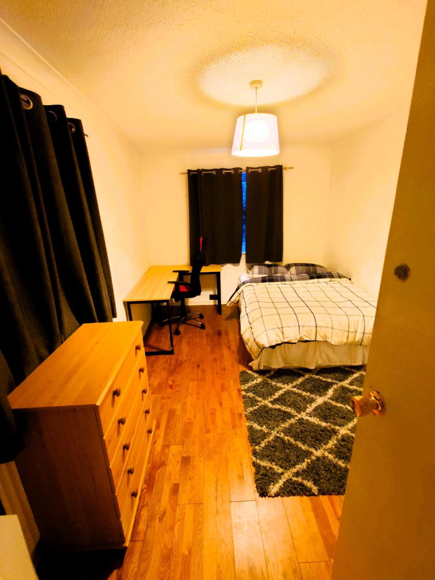 Edwardian 4 Bedrooms With 4 Bathrooms Townhouse, Next To Underground, Accommodates 10 People Лондон Экстерьер фото